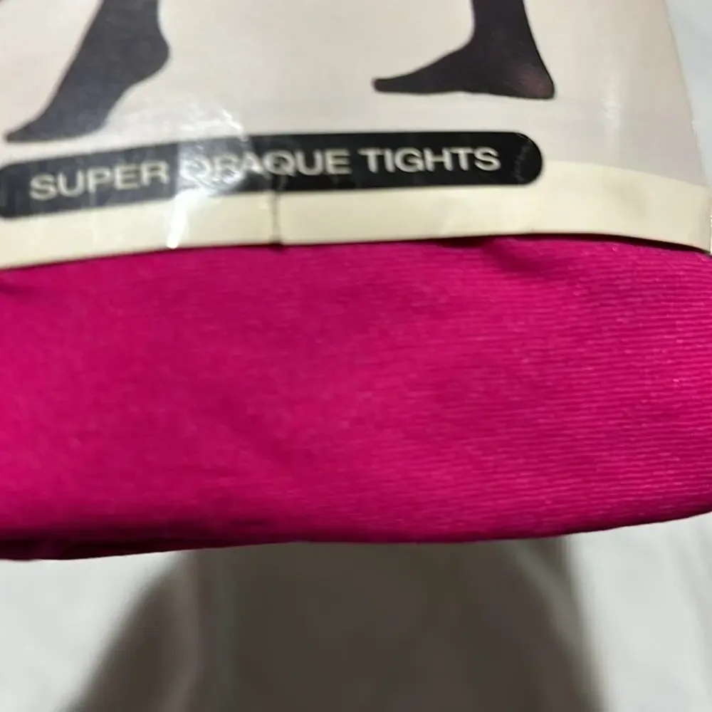 Hue super opaque hot pink control top tights 100-150lbs 5’-5’8” nwt